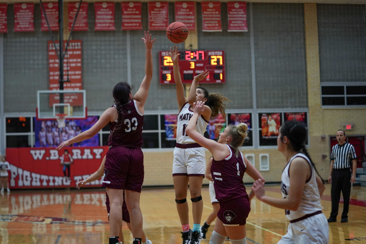 mathis-london-girls-basketball-playoffs00084